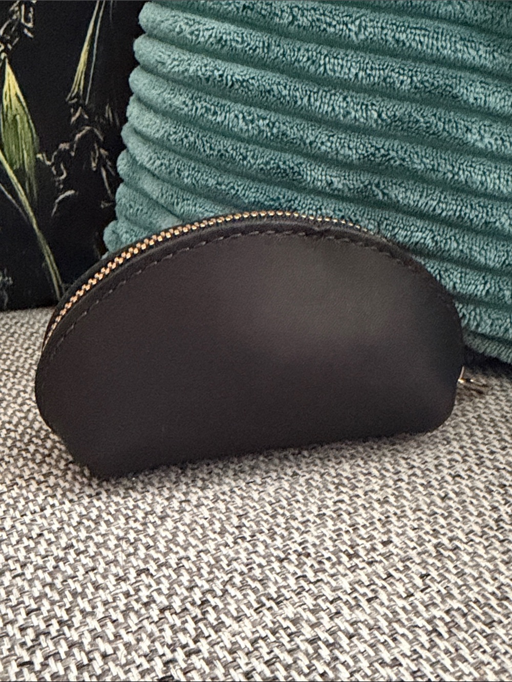 Classic Black Taco Half-Moon Leather Pouch from Portland Leather